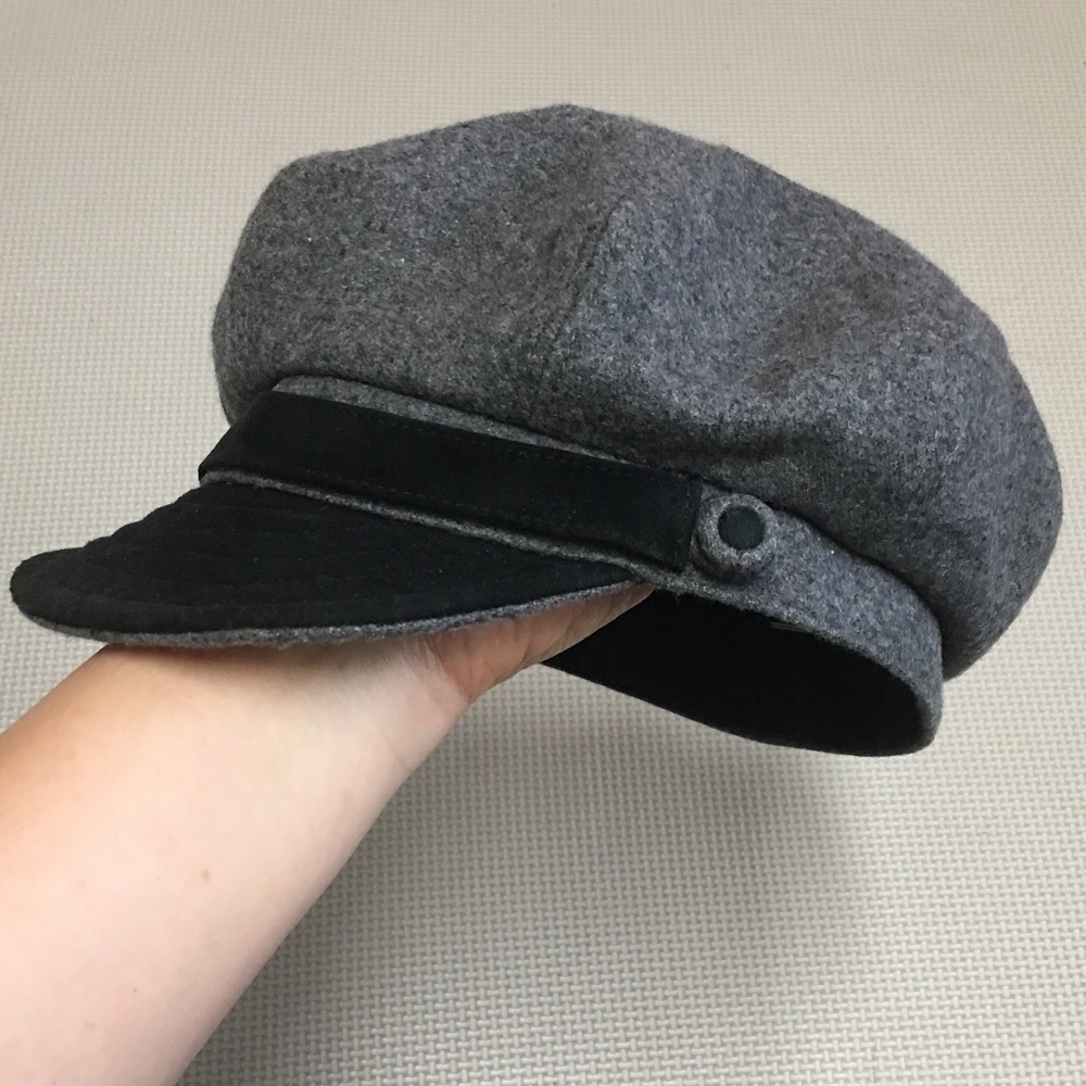 Liz Claiborne woollen blended newsboy cap